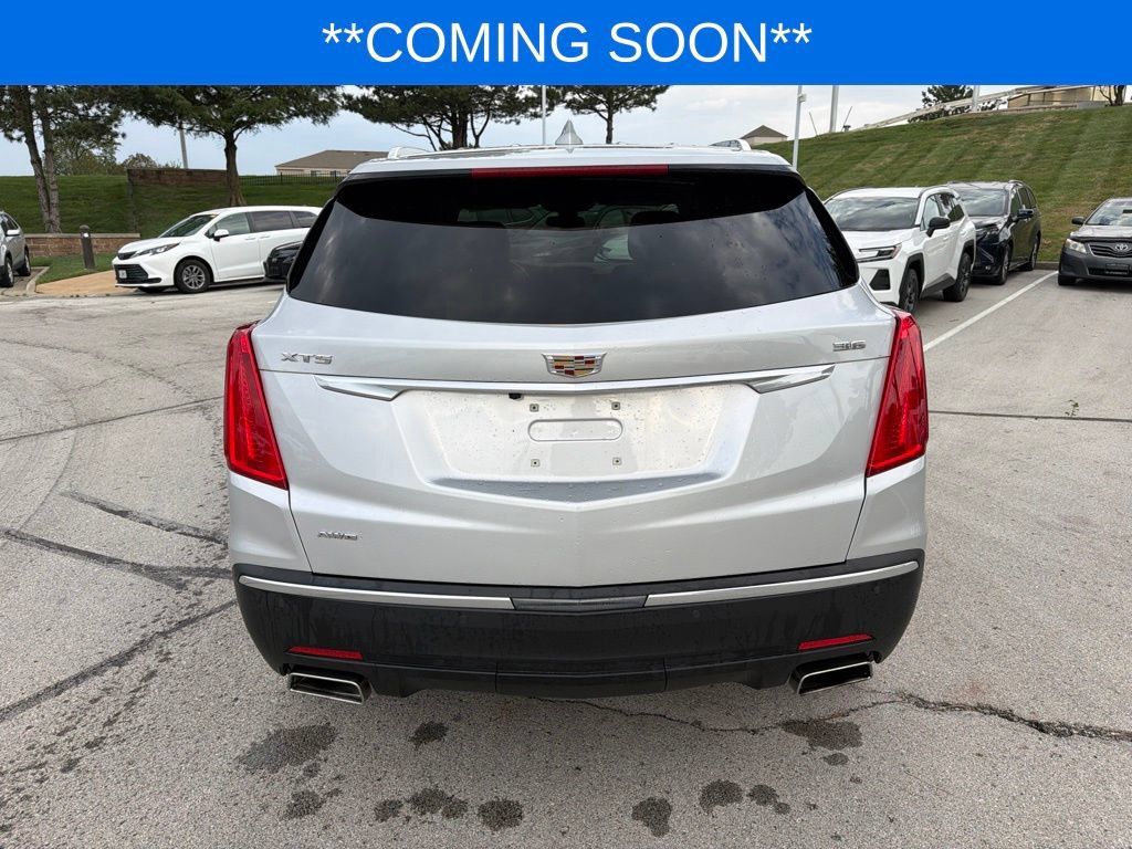 Used 2019 Cadillac XT5 Premium Luxury w/ Driver Assist Package AWD/4WD image 8