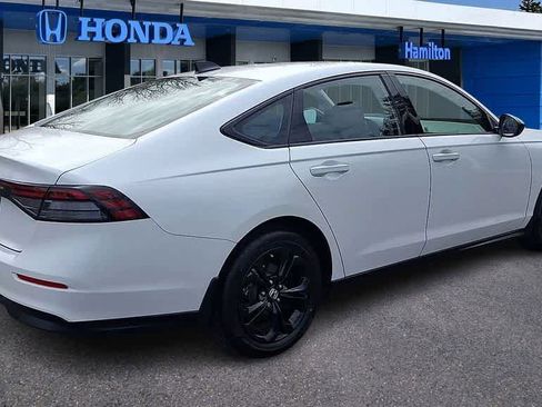 Certified 2025 Honda Accord SE image 8