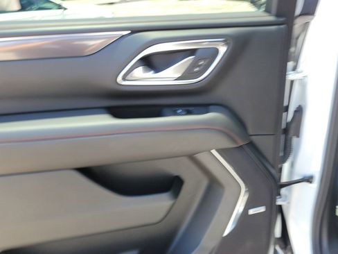 Used 2024 Chevrolet Suburban RST w/ Luxury Package RWD image 14