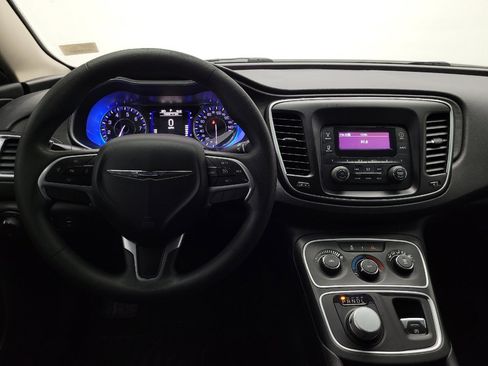 Used 2016 Chrysler 200 LX image 22