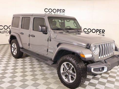 Used 2019 Jeep Wrangler Unlimited Sahara AWD/4WD image 1