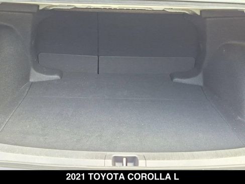 Used 2021 Toyota Corolla L FWD image 23