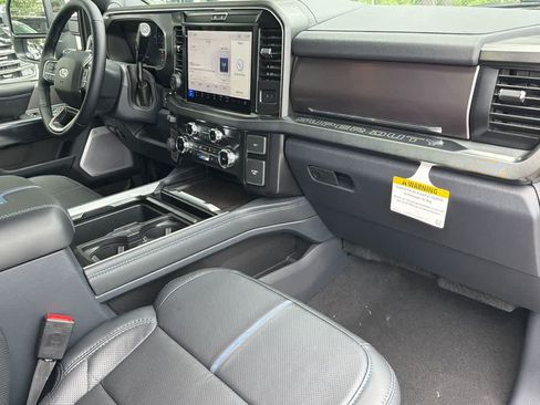 New 2026 Ford F250 Platinum w/ Tremor Off-Road Package AWD/4WD image 13