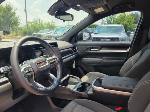 Used 2025 GMC Terrain Elevation AWD/4WD image 10