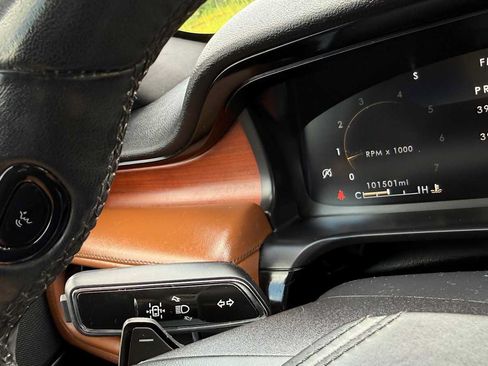 Used 2020 Lincoln Aviator Reserve AWD/4WD image 22