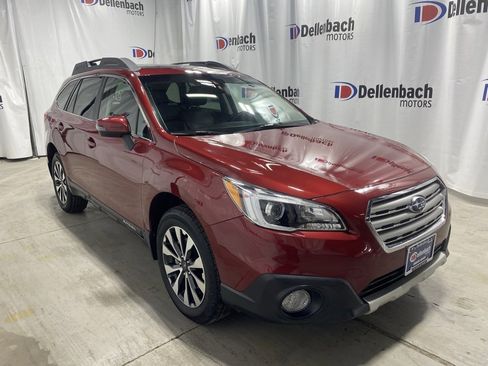 Used 2017 Subaru Outback 3.6R Limited image 1