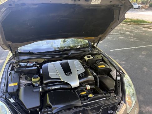 Used 2004 Lexus SC 430 Convertible RWD image 10
