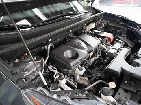 Used 2019 Toyota RAV4 LE w/ All Weather Liner Package AWD/4WD image 32
