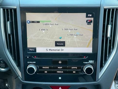Used 2019 Subaru Crosstrek 2.0i Limited w/ Moonroof Package w/Navigation AWD/4WD image 21