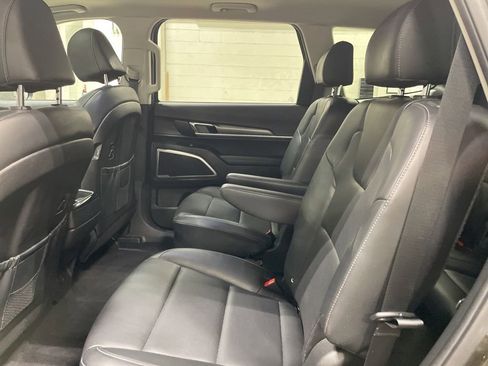Certified 2022 Kia Telluride S image 28