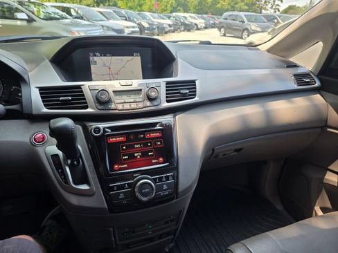 Used 2016 Honda Odyssey Touring image 16