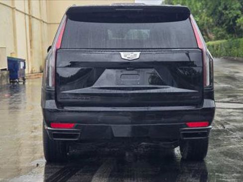 Used 2021 Cadillac Escalade Sport w/ Driver Assist Tech Package image 6