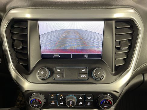 Used 2023 GMC Acadia SLE w/ Driver Convenience Package image 24