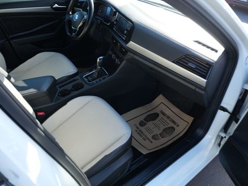 Used 2019 Volkswagen Jetta R-Line image 27