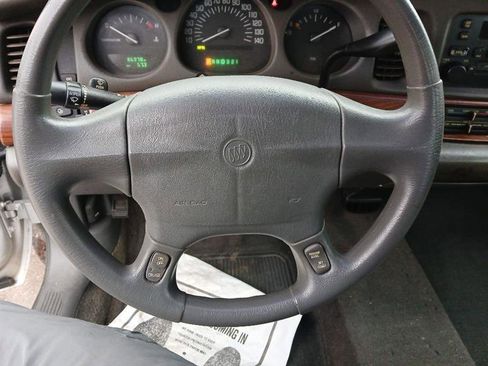 Used 2002 Buick Le Sabre Custom image 14