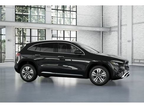 New 2026 Mercedes-Benz GLA 250 4MATIC image 14