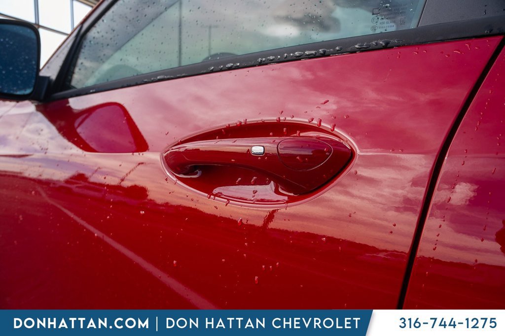 New 2026 Chevrolet Trax RS w/ Sunroof Package FWD image 37