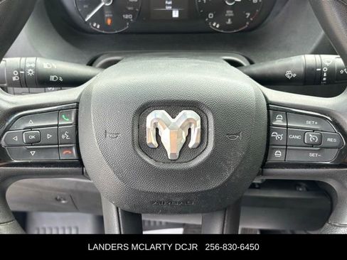 Used 2024 RAM ProMaster 2500 w/ Convenience Group image 25