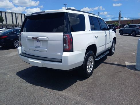 Used 2017 GMC Yukon SLE w/ Convenience Package RWD image 4