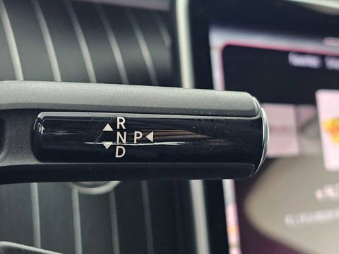 Used 2025 Mercedes-Benz C 300 Sedan image 30