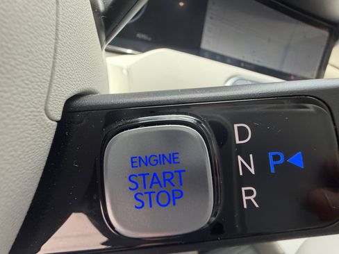 Certified 2026 Hyundai Palisade SEL FWD image 30