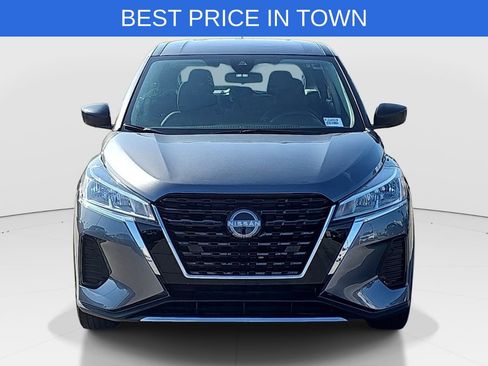 Used 2023 Nissan Kicks S FWD image 2