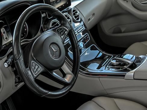 Used 2018 Mercedes-Benz C 300 4MATIC Sedan image 15