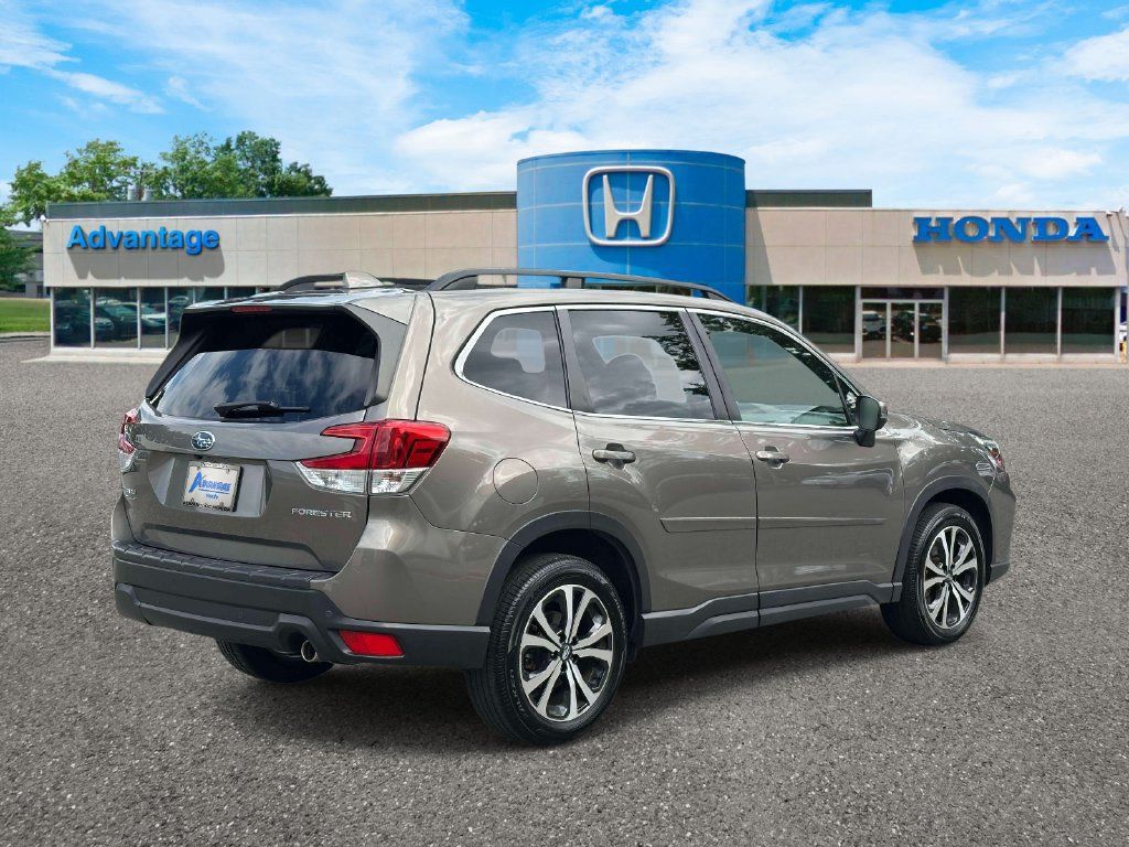 Used 2020 Subaru Forester Limited AWD/4WD image 5