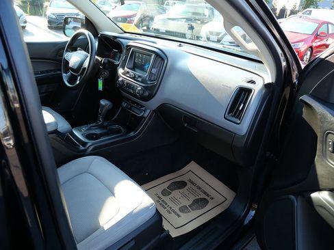 Used 2018 Chevrolet Colorado W/T w/ WT Convenience Package image 26