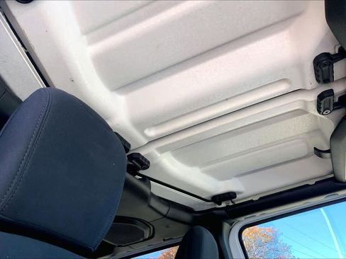 Used 2023 Jeep Wrangler Sahara image 13