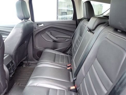 Used 2019 Ford Escape Titanium AWD/4WD image 9