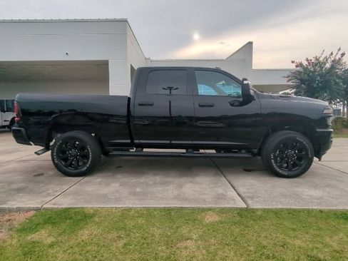 Used 2025 RAM 2500 Big Horn AWD/4WD image 8