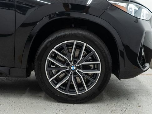 Used 2025 BMW X1 xDrive28i w/ M Sport Line w/ M Sport Package image 33