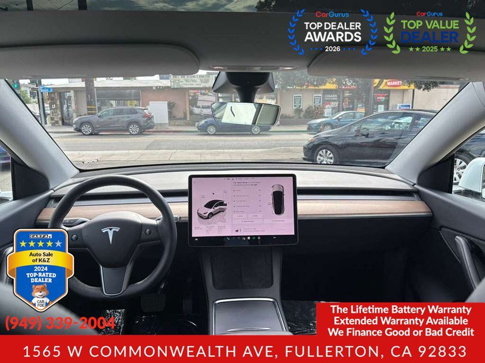 Used 2022 Tesla Model Y Long Range AWD/4WD image 28