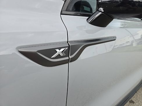 Certified 2023 Kia Sorento SX Prestige AWD/4WD image 13