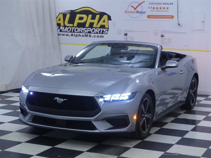Used 2025 Ford Mustang Premium RWD image 4