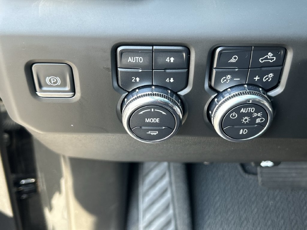 Used 2022 GMC Sierra 1500 Denali w/ Denali Reserve Package AWD/4WD image 18
