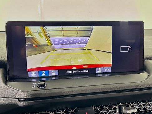 Used 2024 Honda Accord Sport image 36