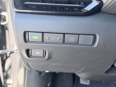 New 2025 Nissan Sentra SV image 19