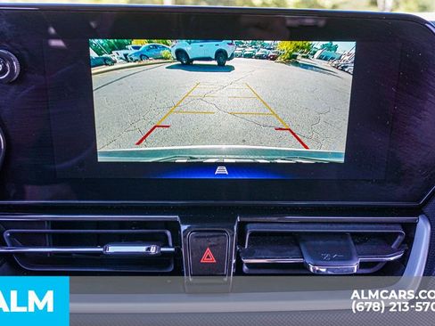 Used 2025 Chevrolet TrailBlazer LT image 35