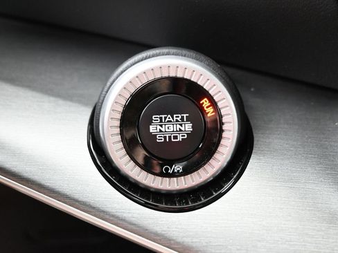 New 2026 Jeep Grand Wagoneer Limited AWD/4WD image 17