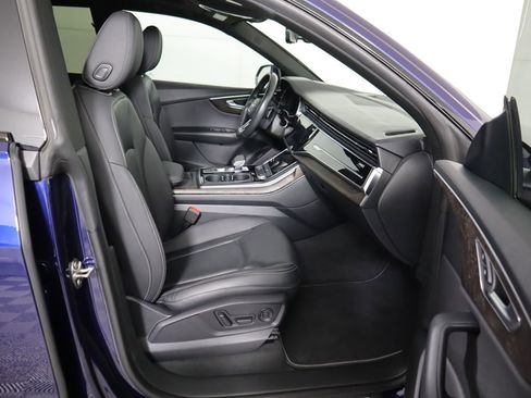 Used 2020 Audi Q8 Premium Plus image 21