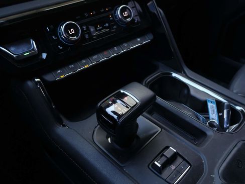 Used 2022 GMC Sierra 1500 AT4 w/ Sierra Safety Plus Package image 13