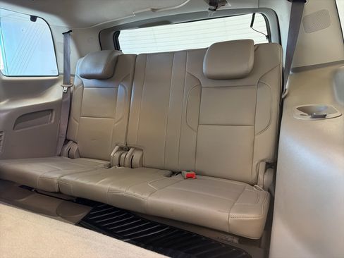 Used 2019 Chevrolet Tahoe LT image 43