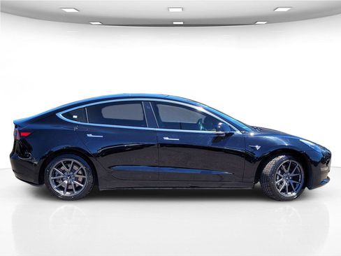 Used 2019 Tesla Model 3 Standard Range Plus RWD image 6