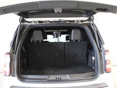 Used 2020 Ford Expedition Limited w/ Equipment Group 302A AWD/4WD image 31