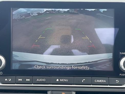 Used 2025 Nissan Altima 2.5 SV FWD image 26