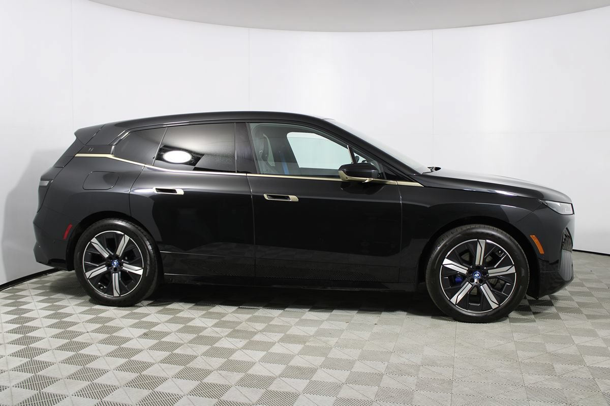 Used 2023 BMW iX M60 w/ Executive Package AWD/4WD image 38