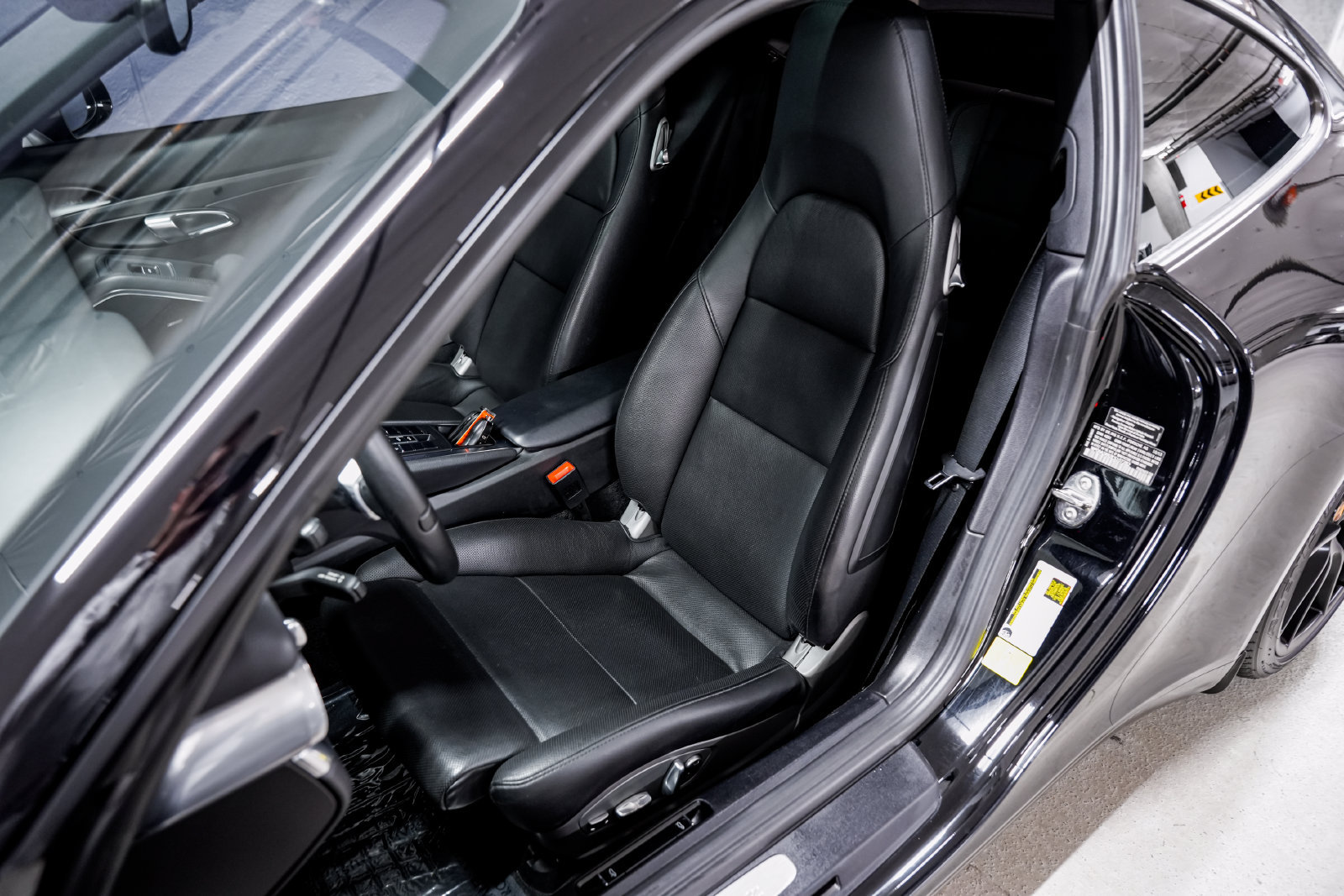 Used 2014 Porsche 911 Carrera RWD image 19