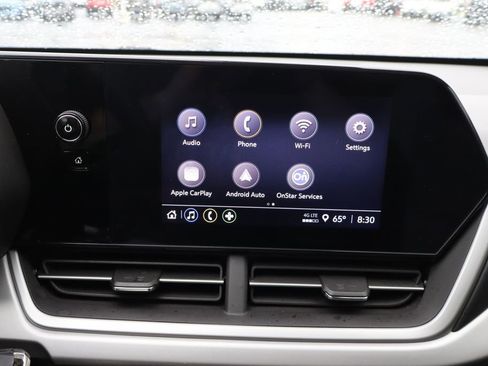 Used 2024 Chevrolet Trax LS w/ LS Convenience Package image 10